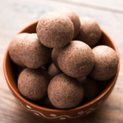 Raagi Laddoo (Finger Millet Laddoo)